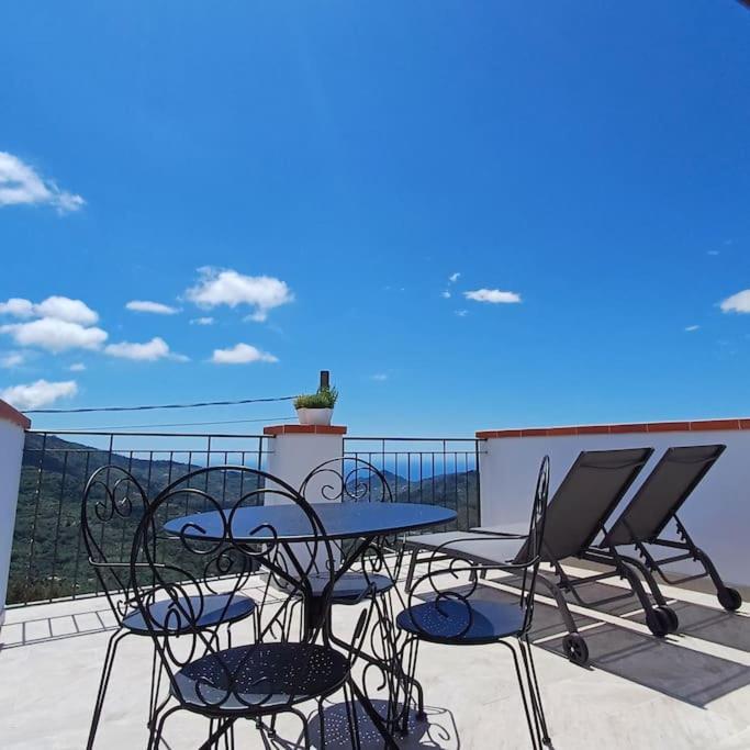 La Dimora Azzurra Villa Perinaldo Екстериор снимка